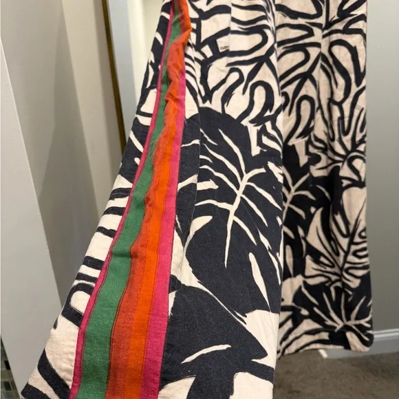 FARM Rio Black & Cream Tropical Wide-Leg Pants with Striped Waistband - Picture 7 of 9